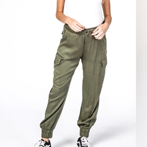 MATERNITY Sonoma Cargo Pants Size XS - Picture 1 of 15